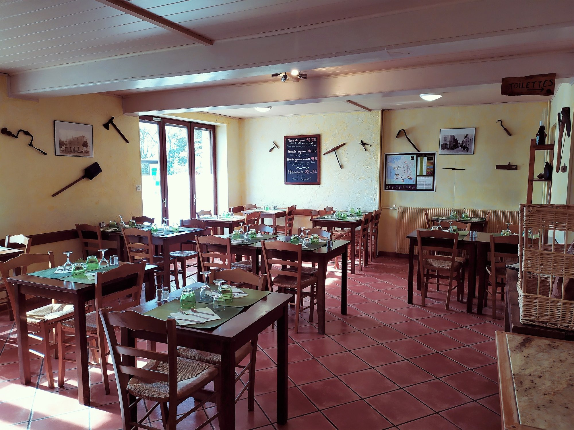 Vue de la salle_Restaurant Les Gourmandines_Chabanière