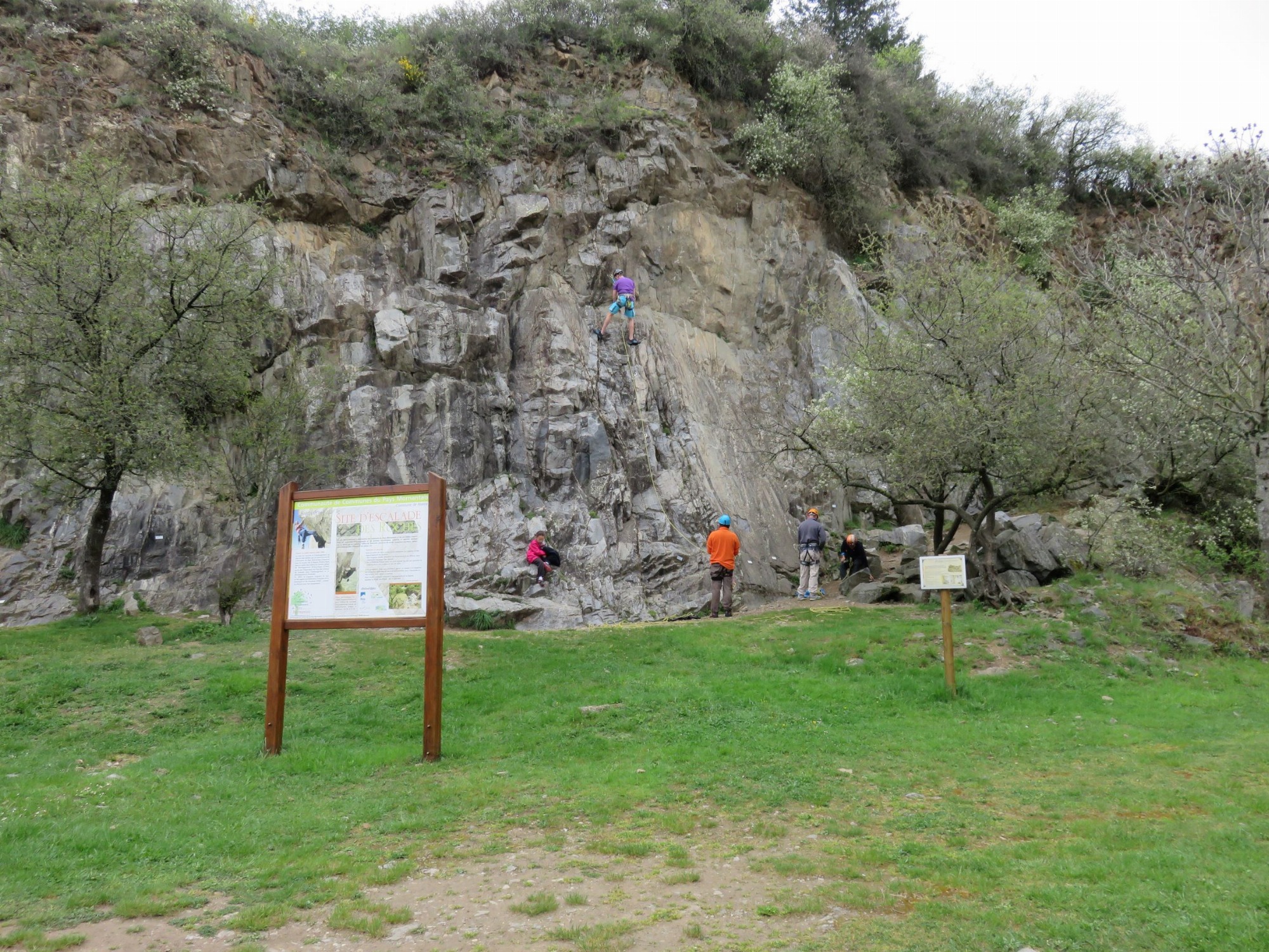 Site d'escalade Les Roches