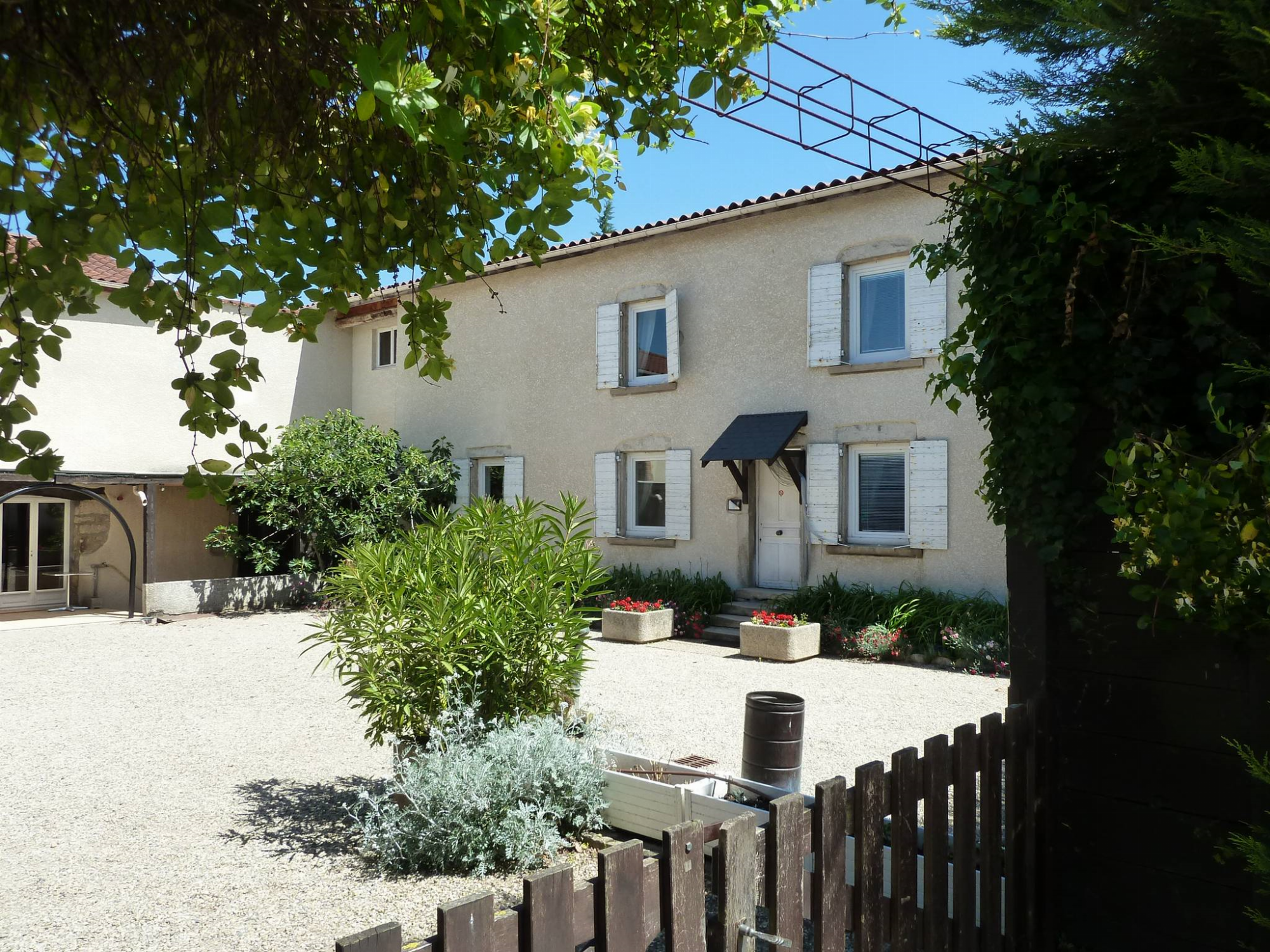 Gîte de la Petite Maison_Domaine de Chéron_Orliénas/Brignais