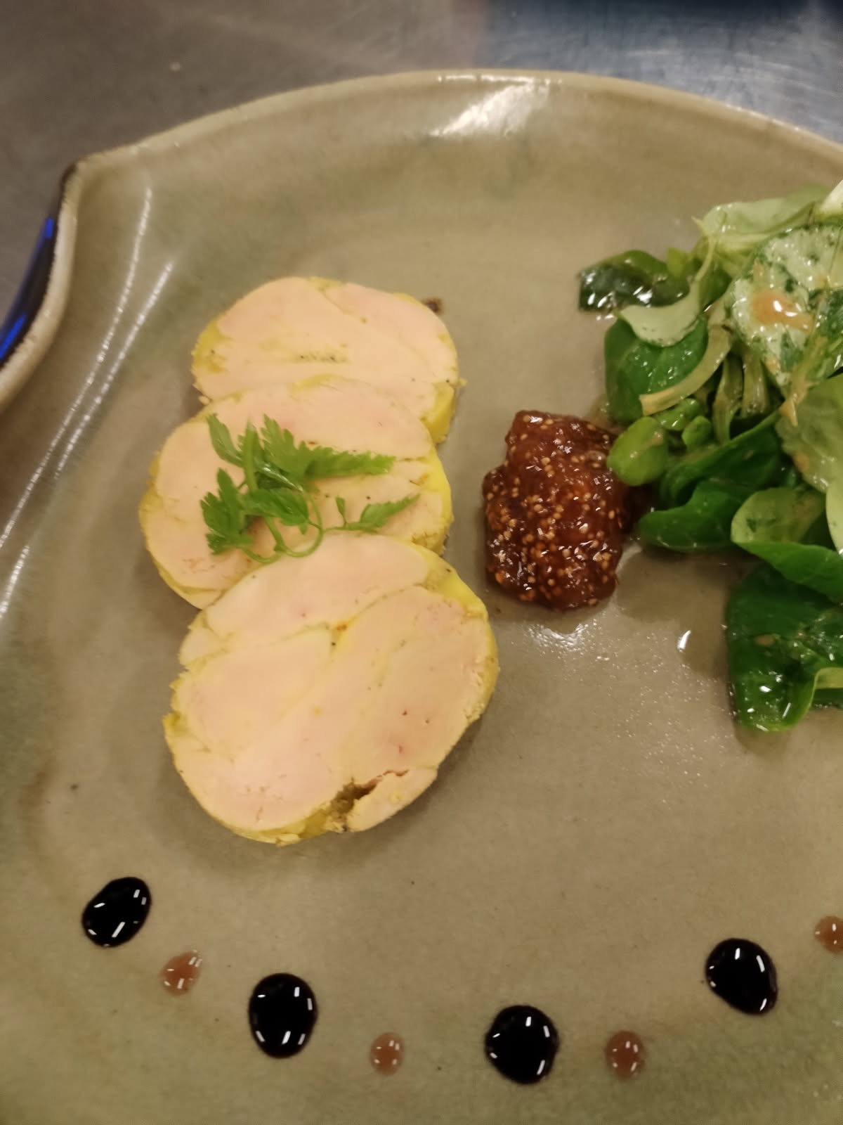 Médaillon de foie gras maison safrané