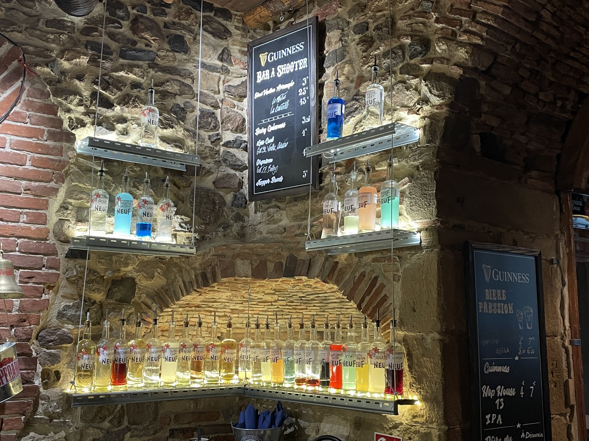 Le bar à shooter du 9