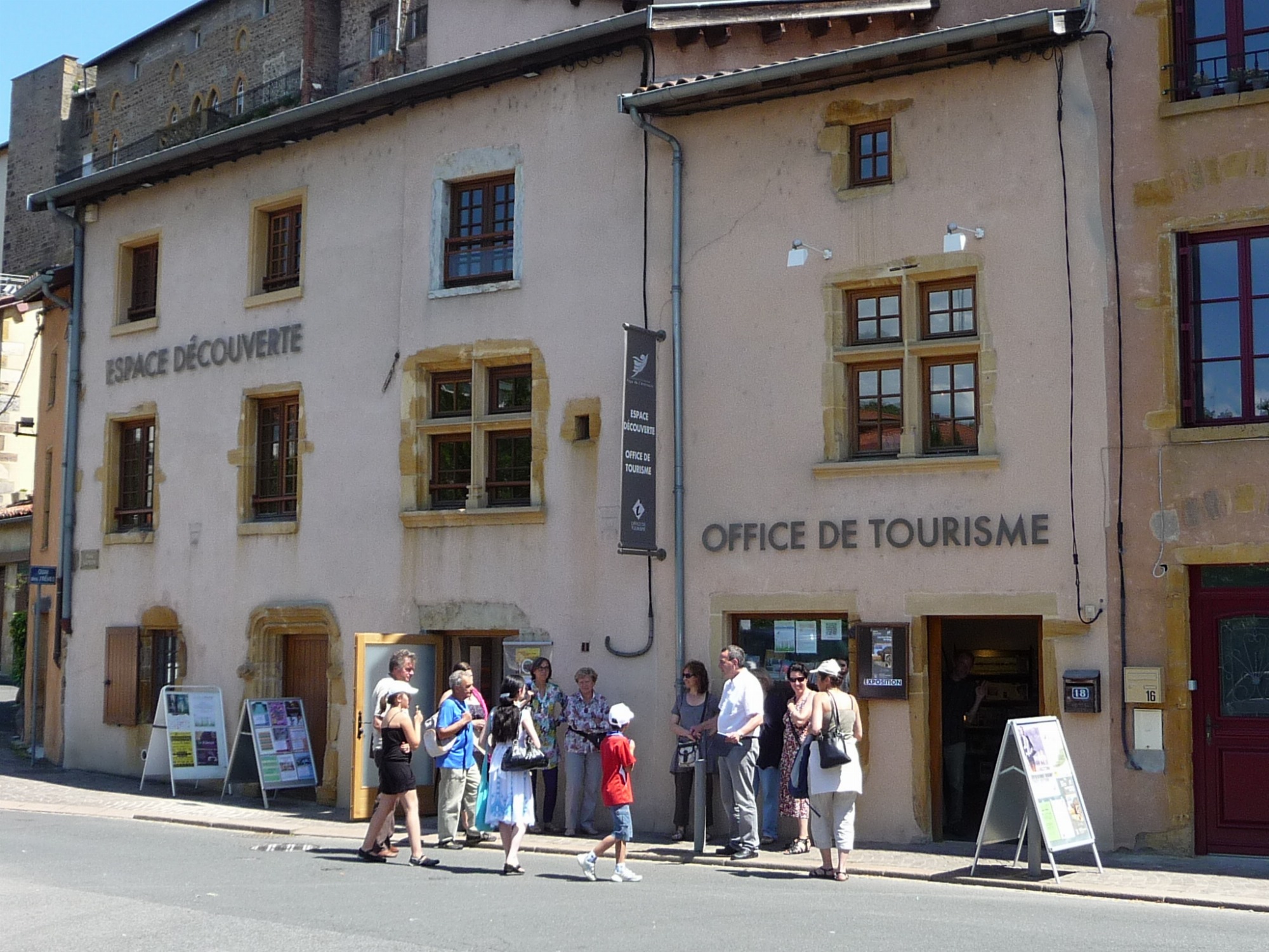 Visite de L'Arbresle au départ de l'Office de tourisme