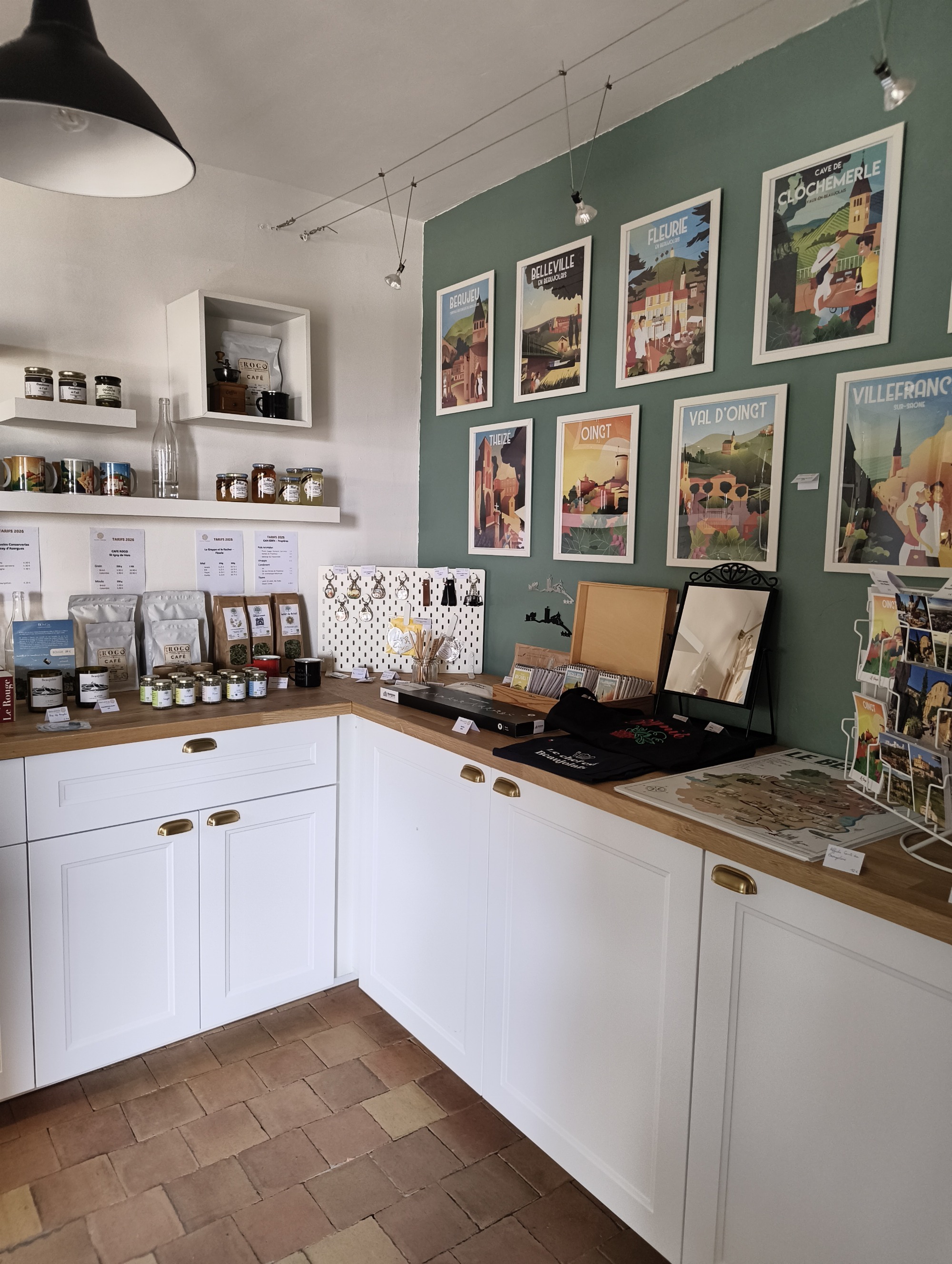 Boutique de l'antenne touristique de Oingt_Val d'Oingt