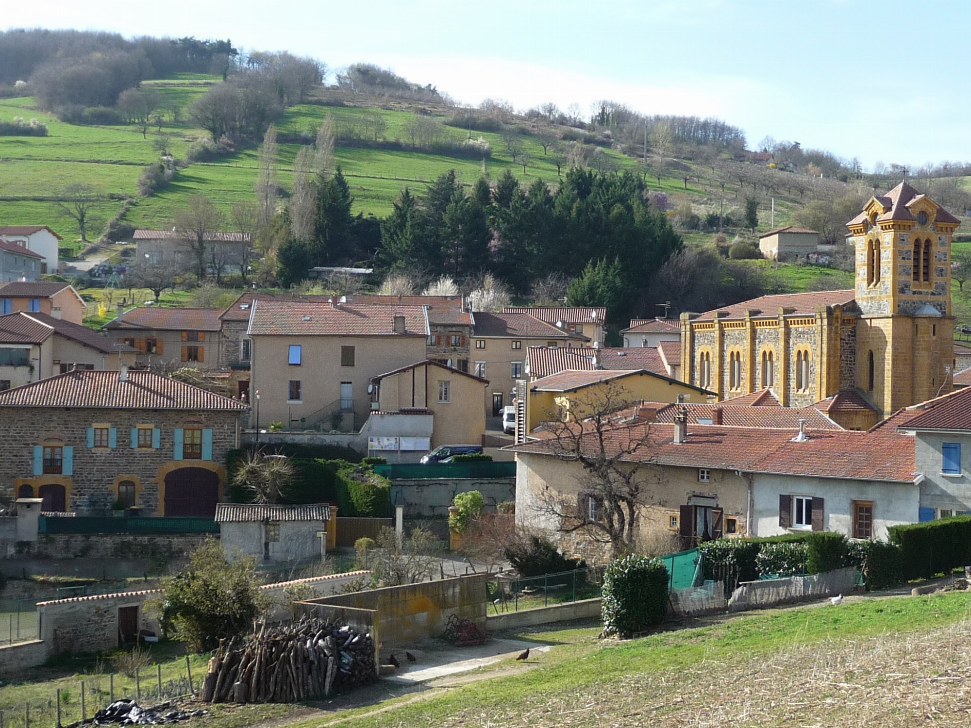 Vue sur le village de Bibost.