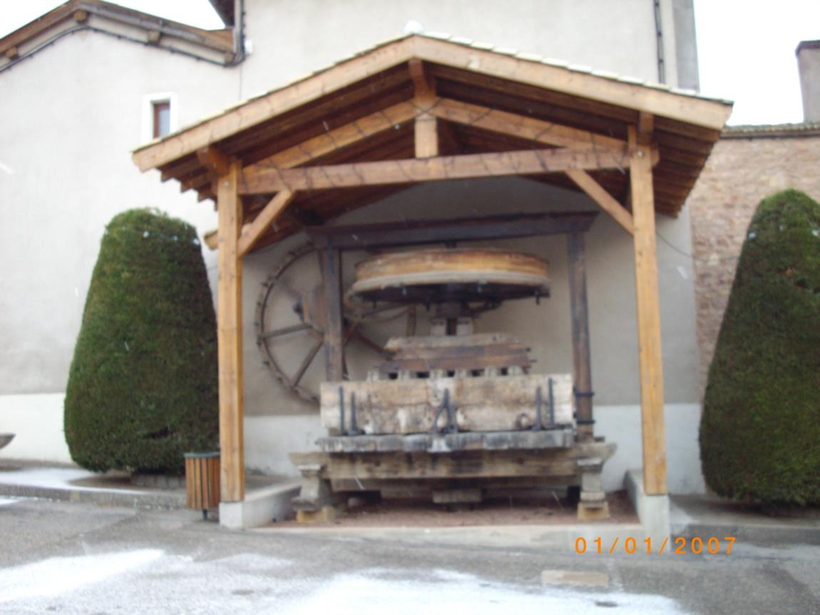 Pressoir de Salles Arbuissonnas en Beaujolais