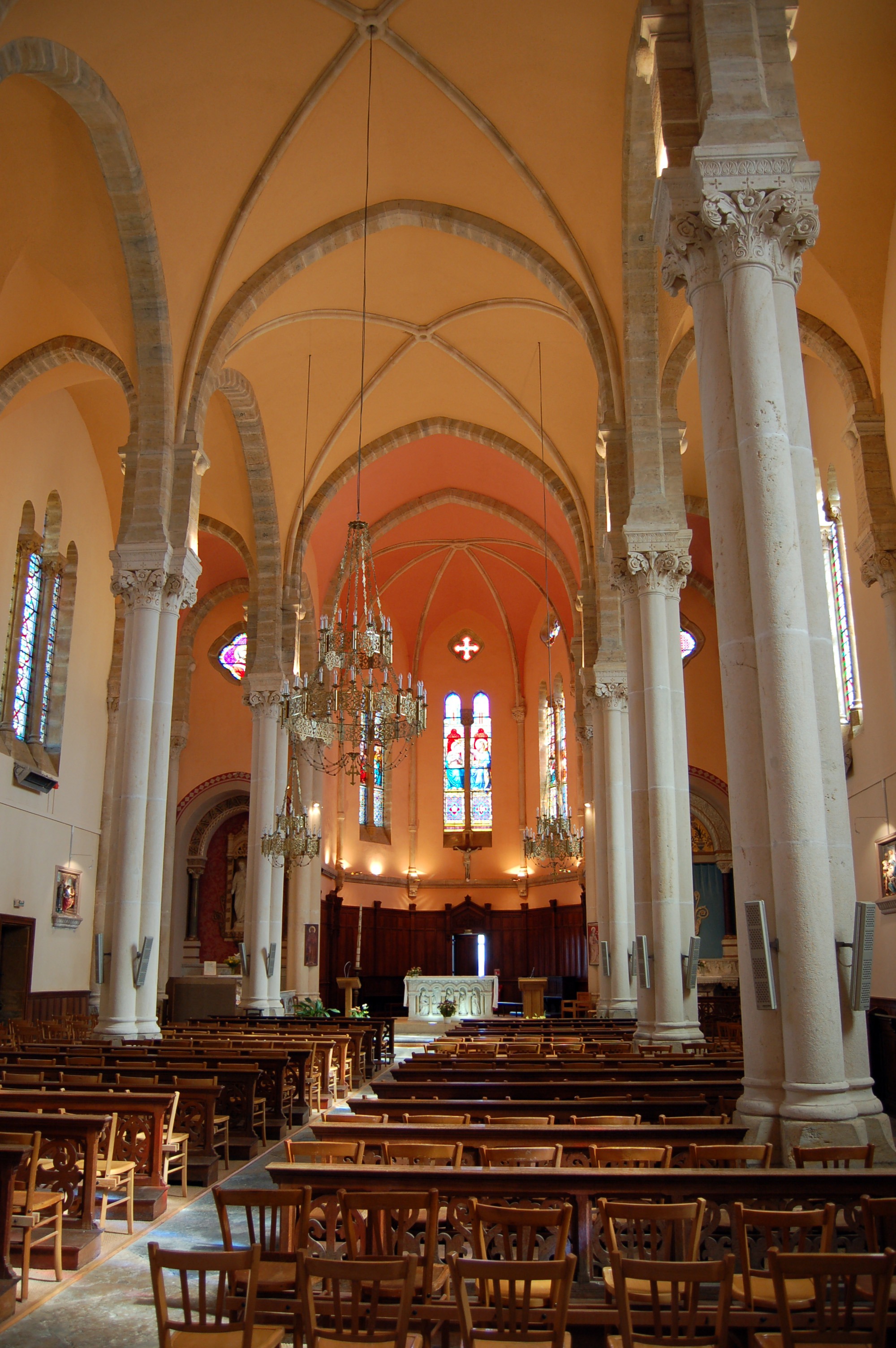 Église St Polycarpe