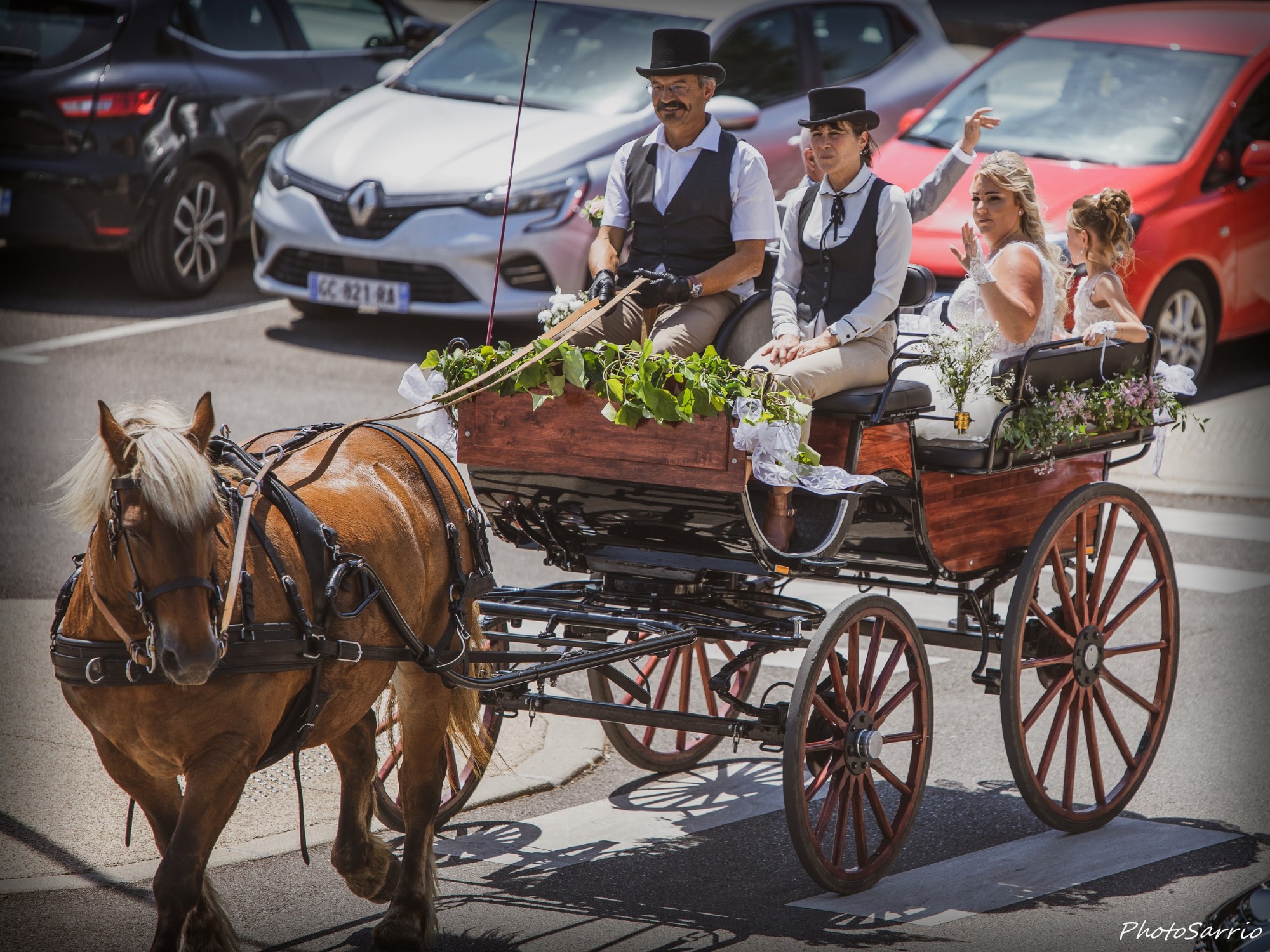 mariage en calèche_Têtes Hautes_STLAURENTD'AGNY