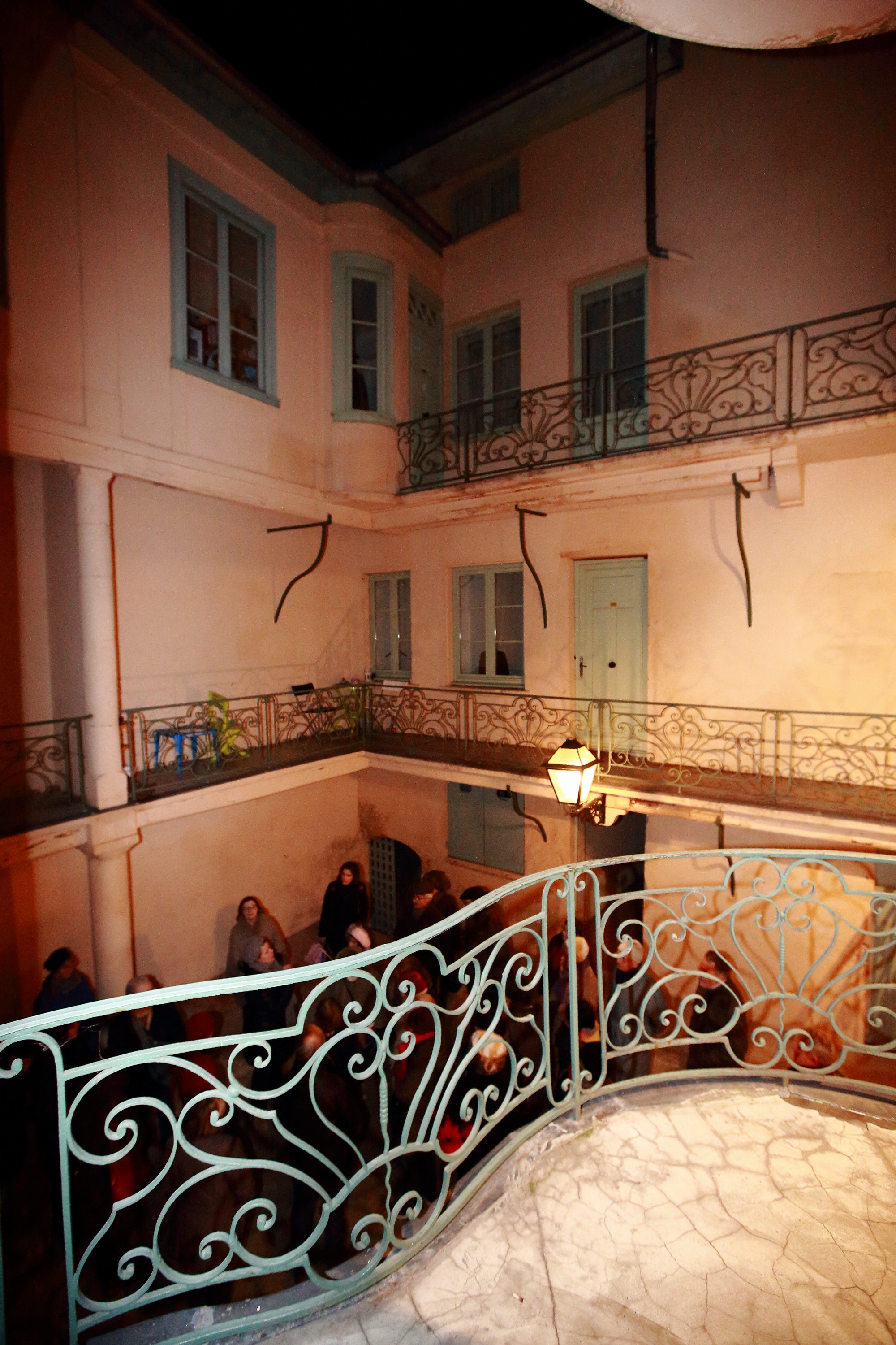 Balade nocturne à la lanterne