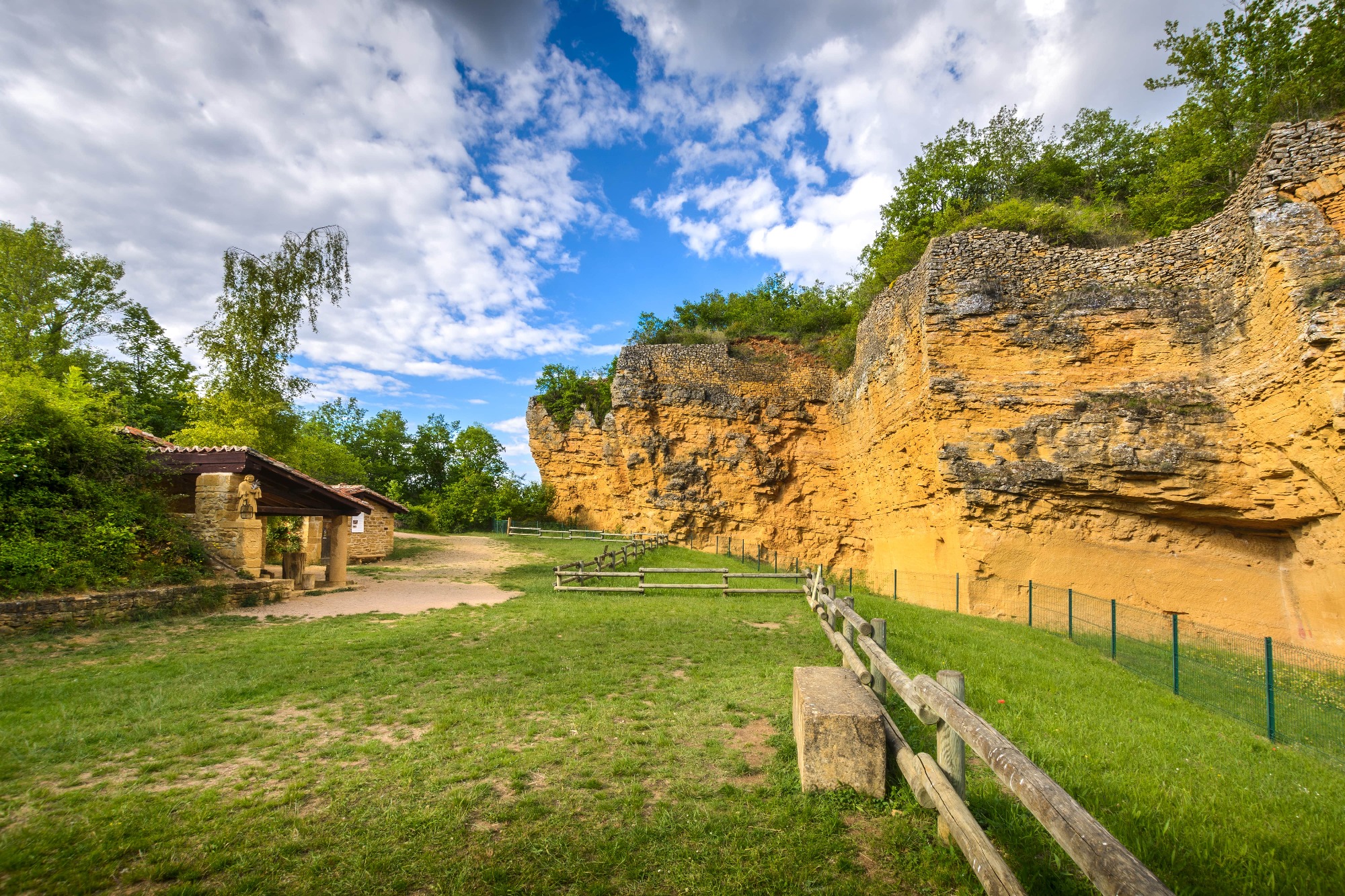 Carrières de Glay