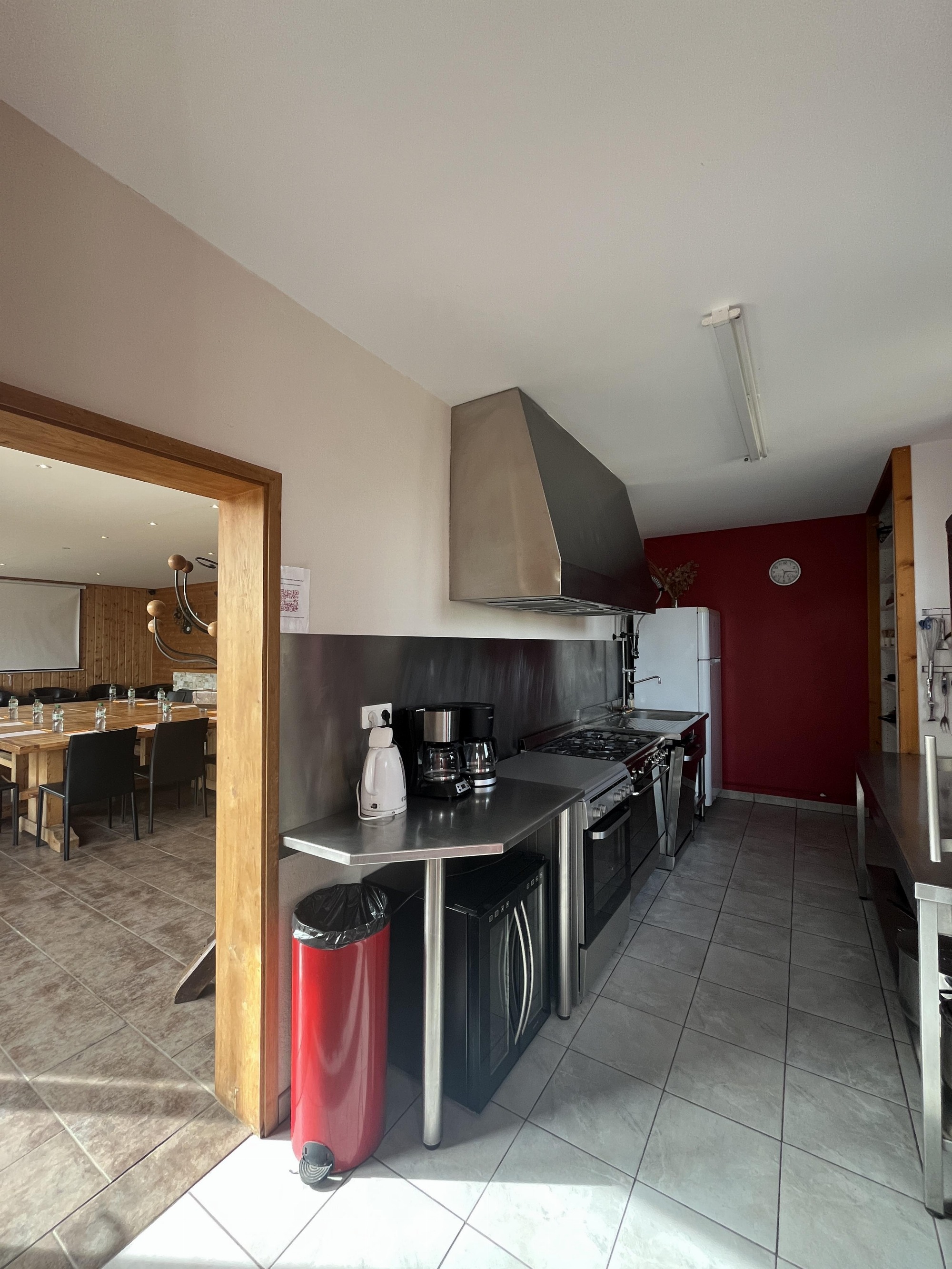 Cuisine équipée - salle de l'Artisan Vigneron