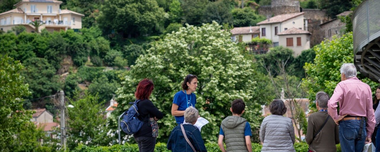 visite en extérieur au musée saint-romain-en-gal